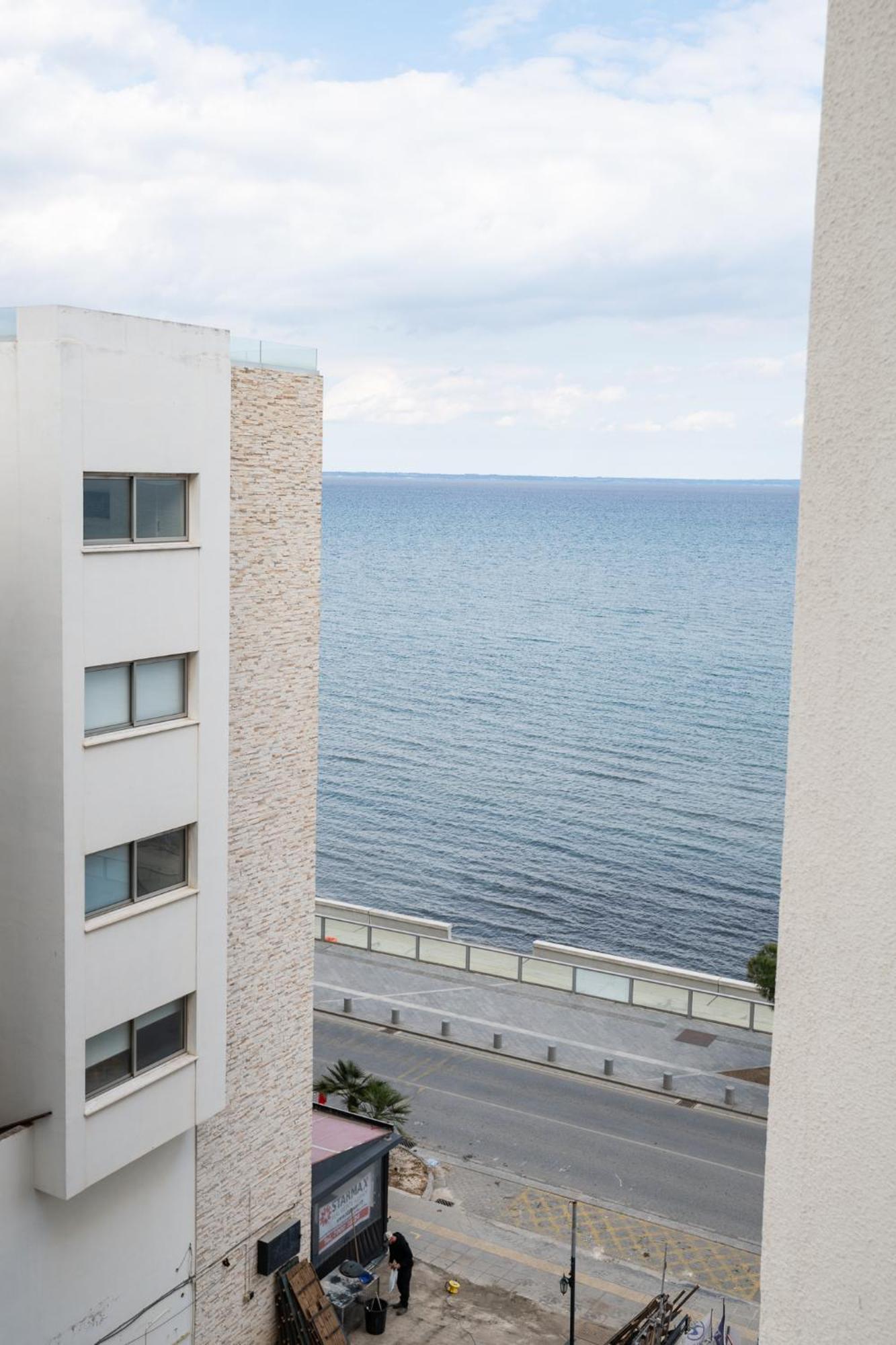 Lazuli Beach & Pool Apartment 501 Λάρνακα Εξωτερικό φωτογραφία