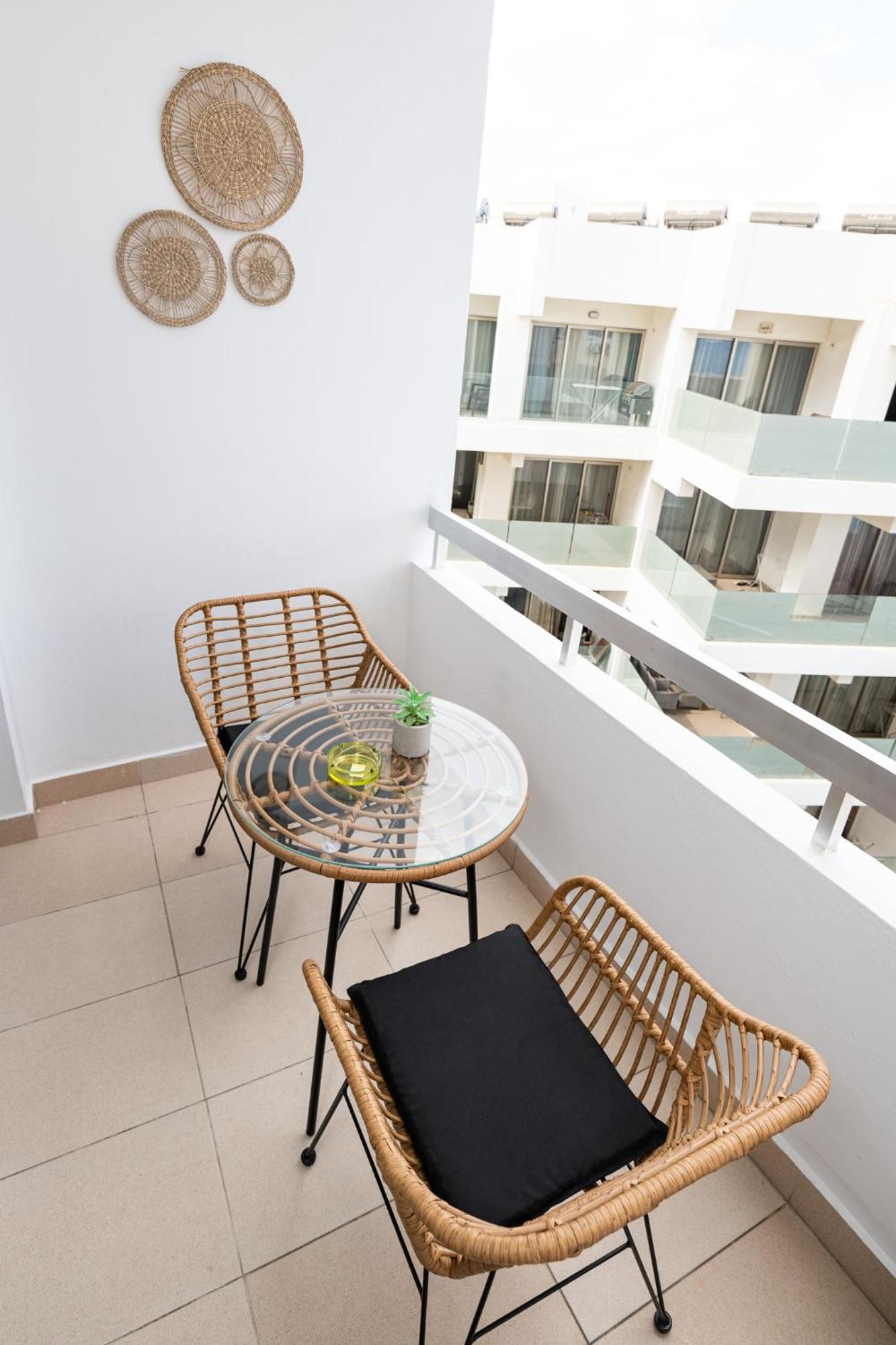 Lazuli Beach & Pool Apartment 501 Λάρνακα Εξωτερικό φωτογραφία
